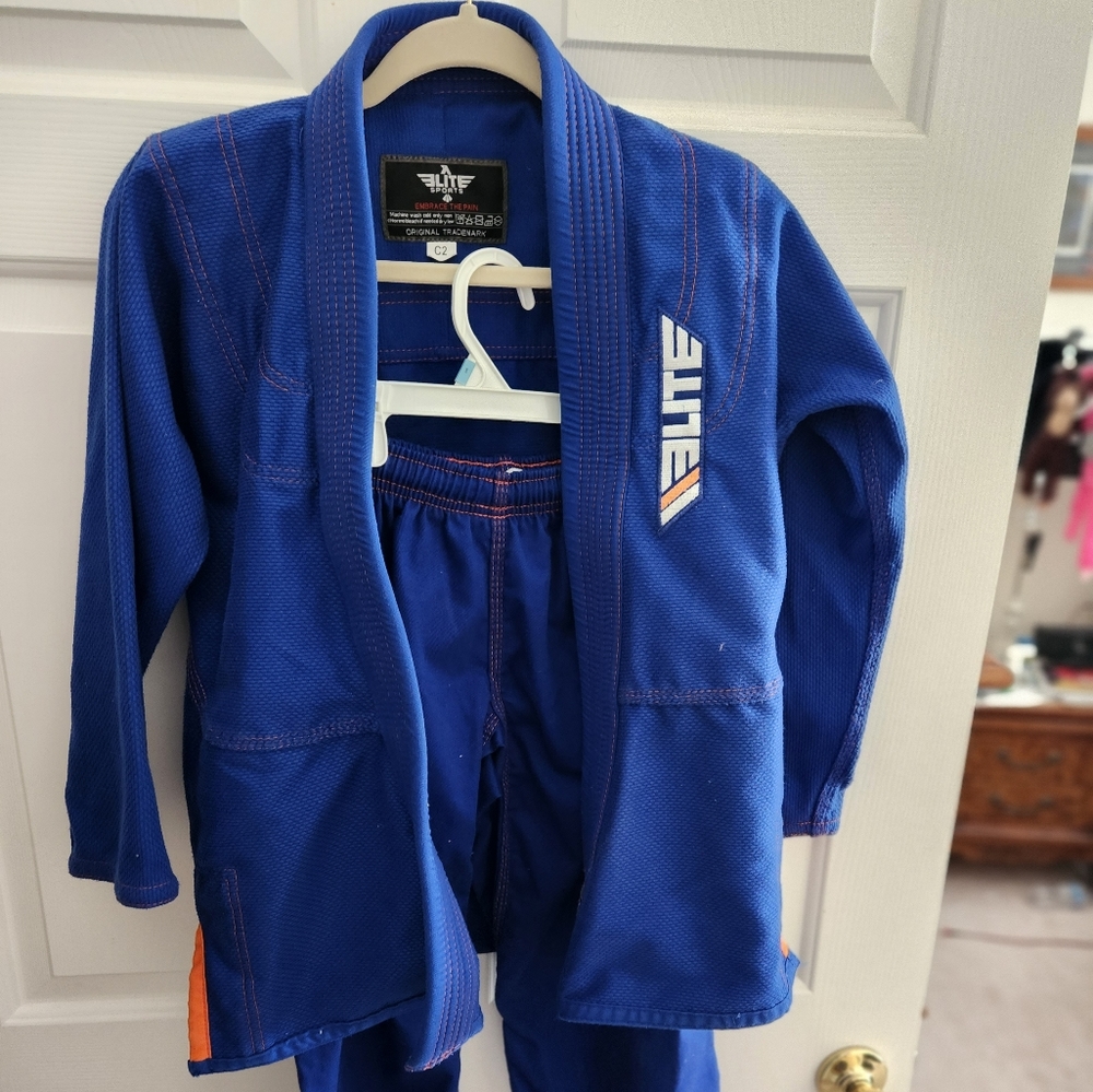 Jujitsu wear